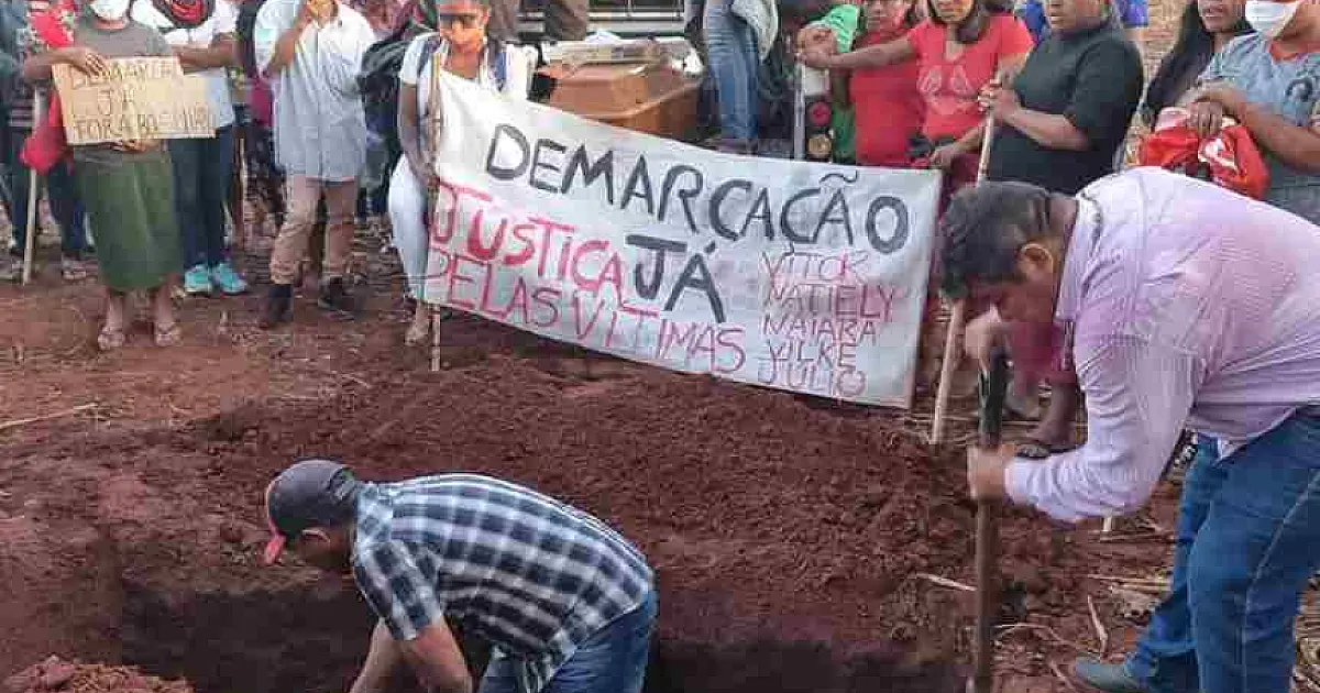 Justiça nega pedido de fazendeiros e indígenas continuam em área de confronto com morte em MS