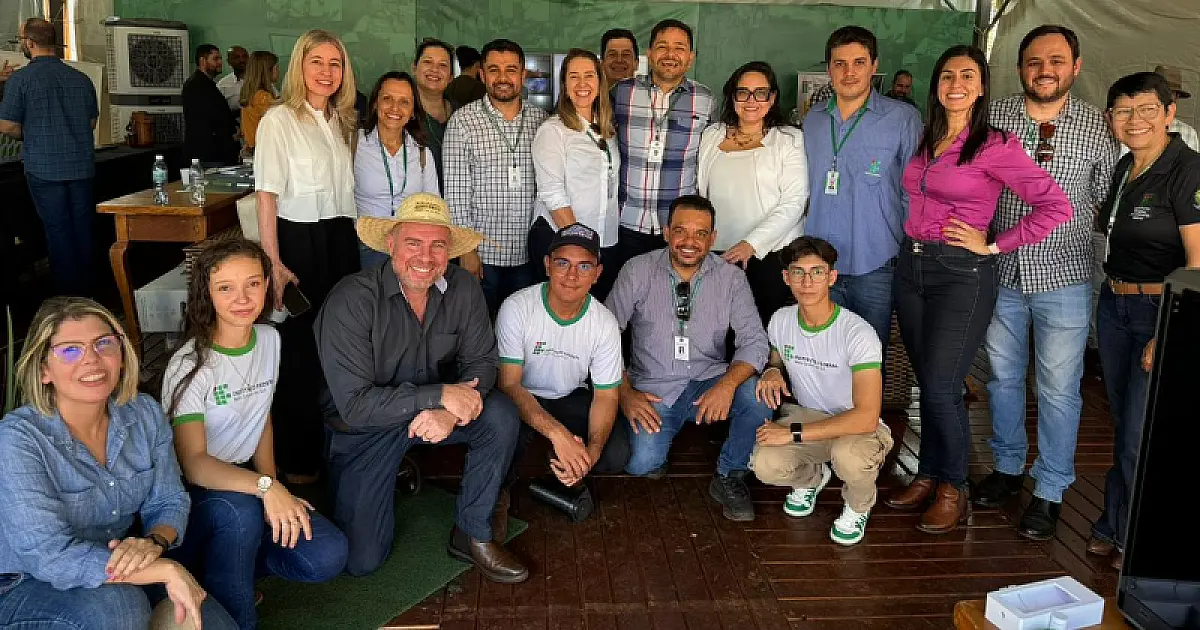 Estudantes do IFMS levam tecnologia a maior evento agro do Estado