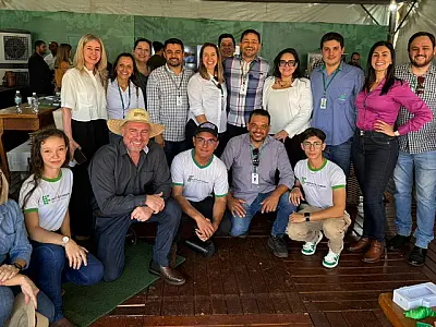 Estudantes do IFMS levam tecnologia a maior evento agro do Estado