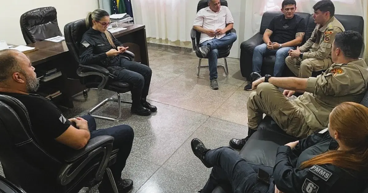 Conselho se reúne com prefeito de Ladário para discutir segurança na região