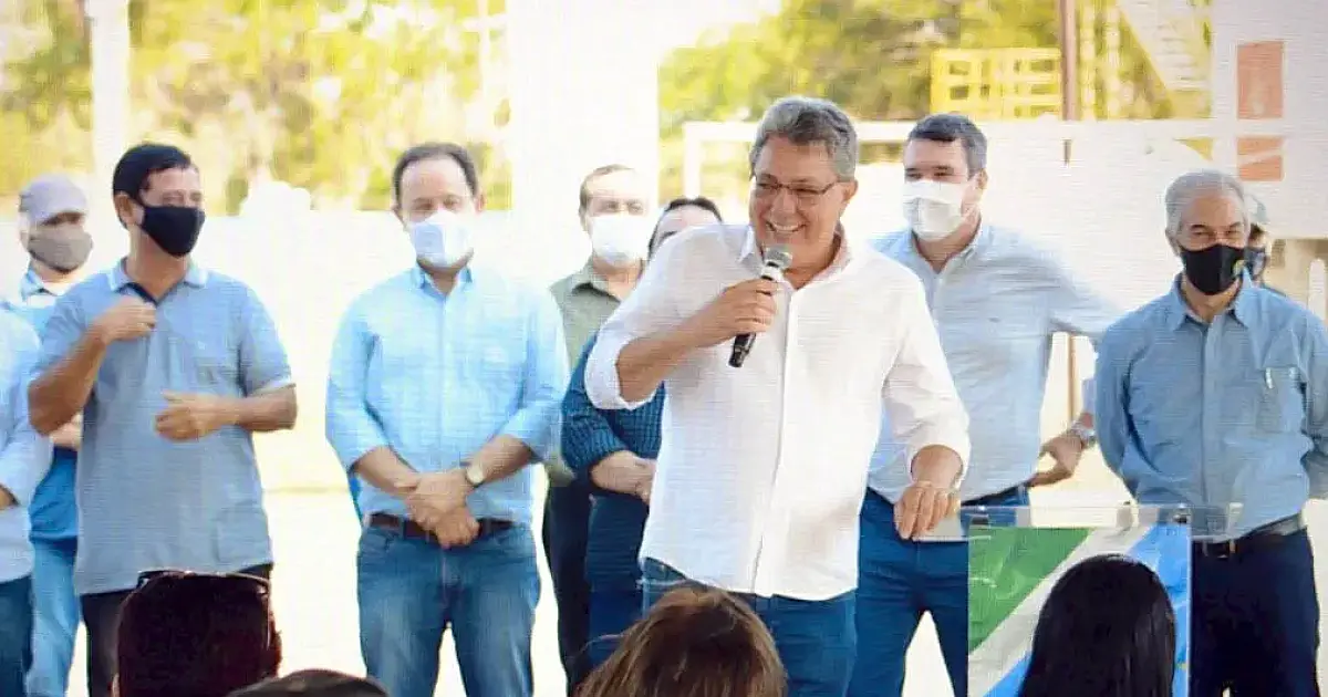 Evander diz que investimentos fazem justiça aos moradores e história de Porto Esperança