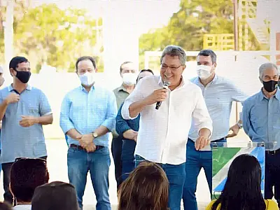 Evander diz que investimentos fazem justiça aos moradores e história de Porto Esperança