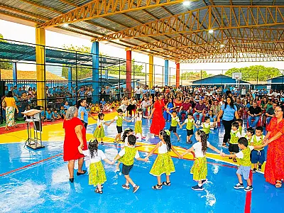 Nova quadra da Escola Municipal Fernando de Barros recebe nome do professor Fateh Sleiman