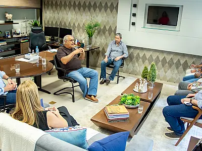 Presidente Jerson Domingos se reúne com chefes de Divisões do TCE-MS