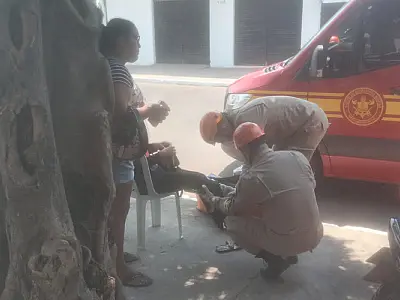 Colisão entre carreta e moto é destaque no plantão dos Bombeiros