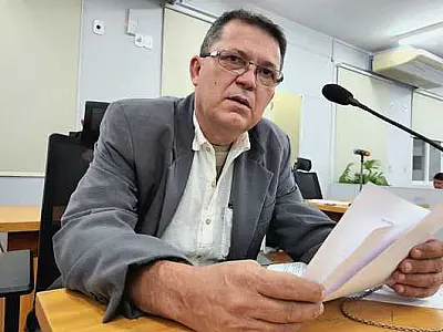 Vereador pede fiscalização para coibir tráfego de veículos pesados no centro e em vias proibidas