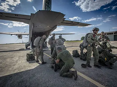 FAB utiliza aeroporto de MS para treinamento militar com participação da Guarda Aérea de Nova Iorque