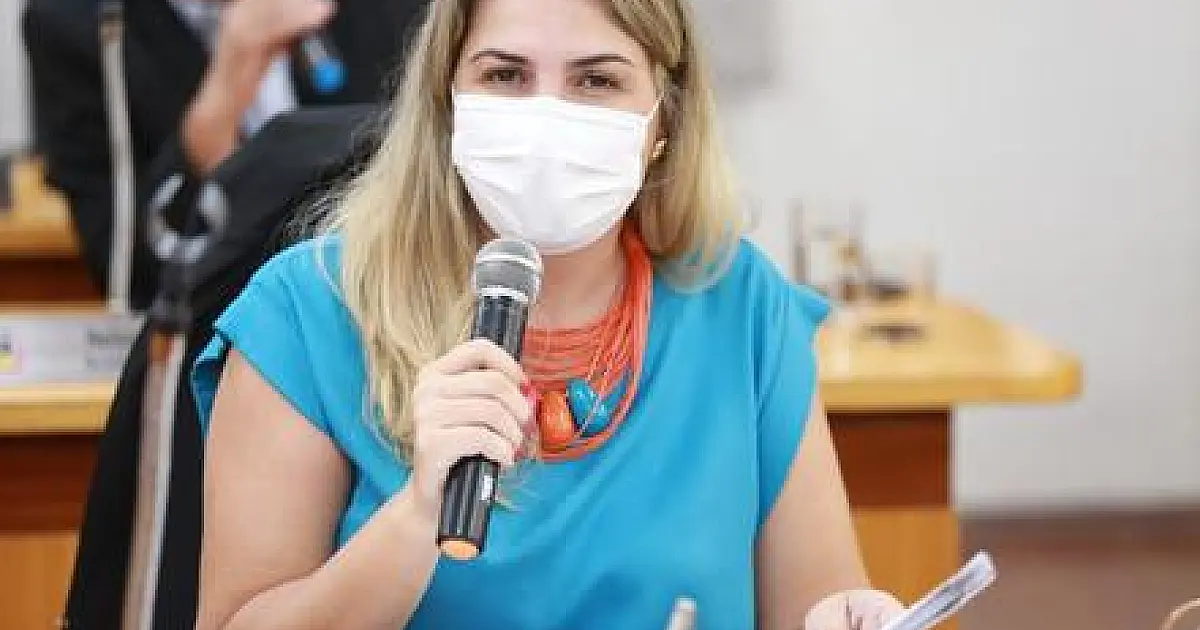 Emenda aumenta orçamento para distribuição de absorventes à mulheres em condição de vulnerabilidade