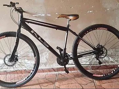 Adolescente são assaltados durante passeio no poliesportivo