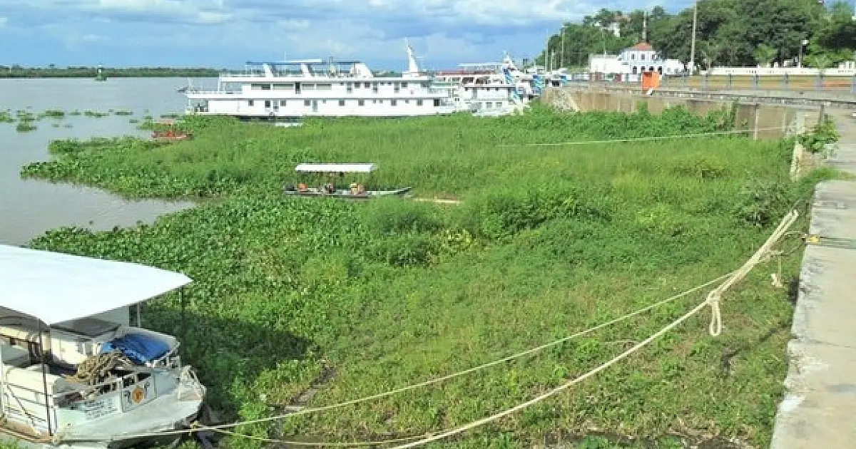 Sanesul é cobrada para eliminar descarte de lodo na região do Porto Geral