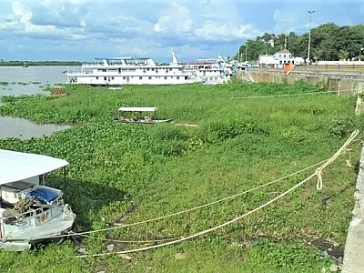Sanesul é cobrada para eliminar descarte de lodo na região do Porto Geral