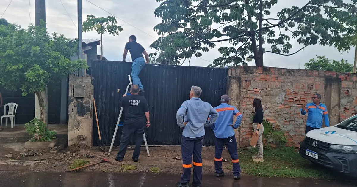 Polícia Civil e Sanesul fazem operação de combate ao furto de água em Corumbá