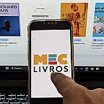 MEC Livros oferece mais 7,8 mil obras em inglês e espanhol