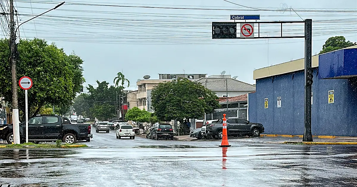 Furto de cabos deixa semáforos apagados em cruzamentos de Corumbá