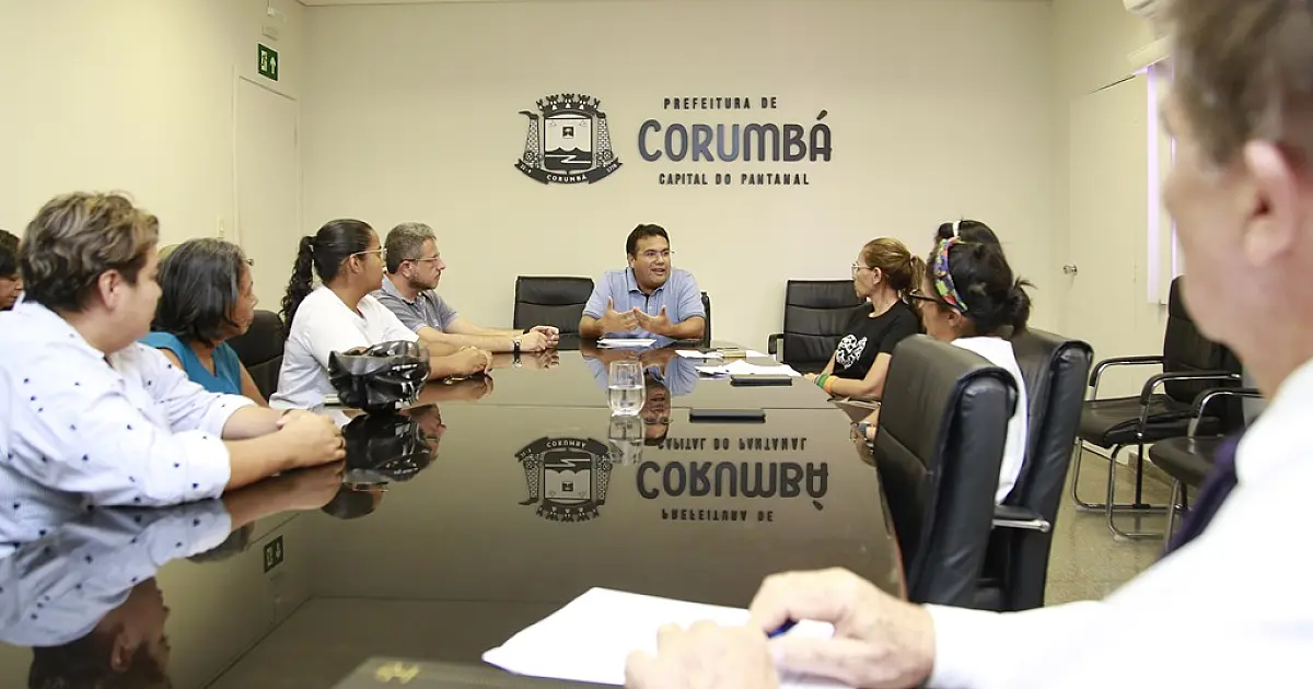 Corumbá decide vetar projeto sobre fogos com estampido