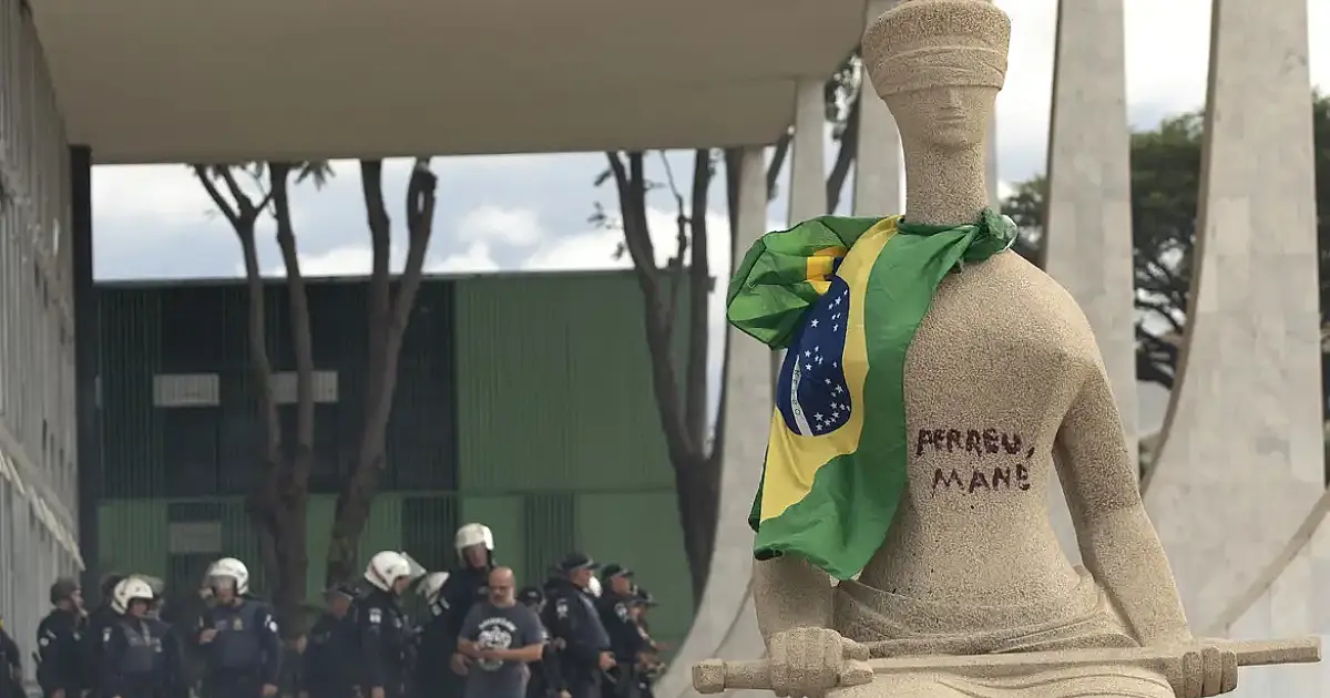 Débora do Batom recorre para ser beneficiada pela Lei da Dosimetria