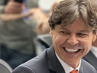 Projeto de Paulo Duarte que equipara transplantados a pessoas com deficiência avança na Alems