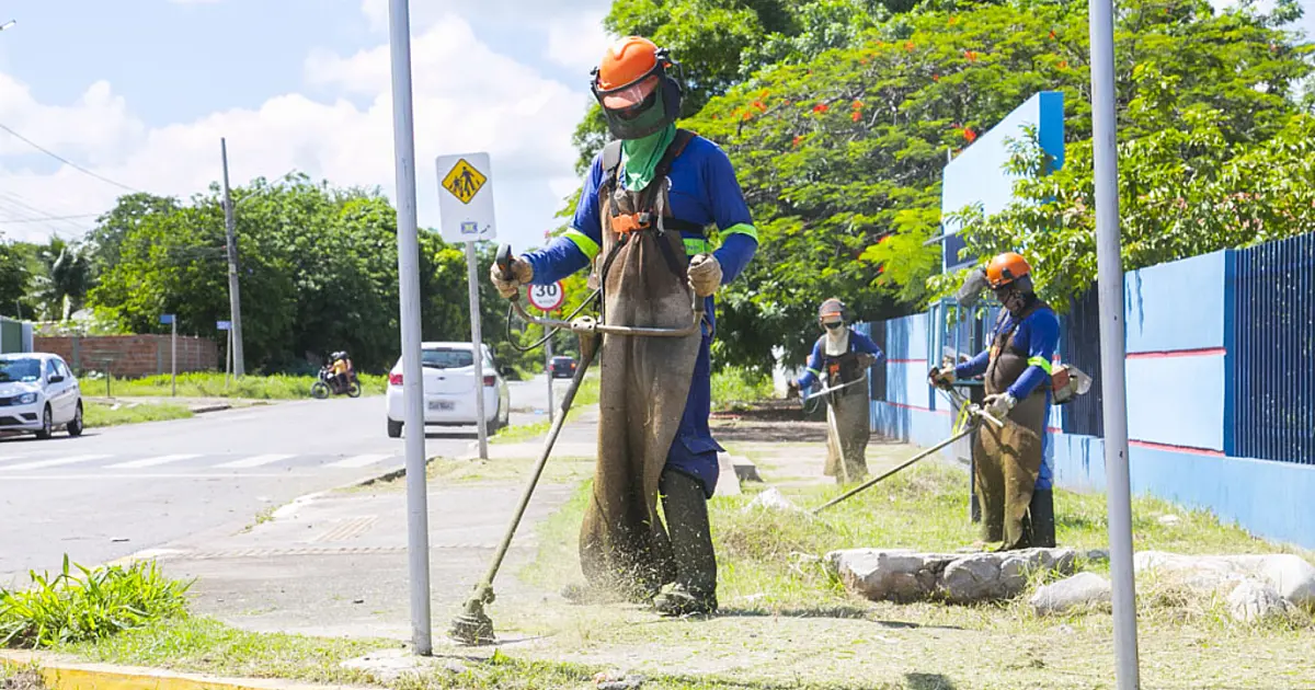 Corumbá amplia manutenção urbana com obras e limpeza em bairros