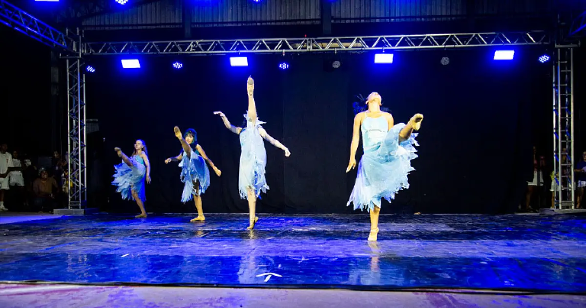 “Corumbá em Dança” movimenta a praça do bairro Nova Corumbá