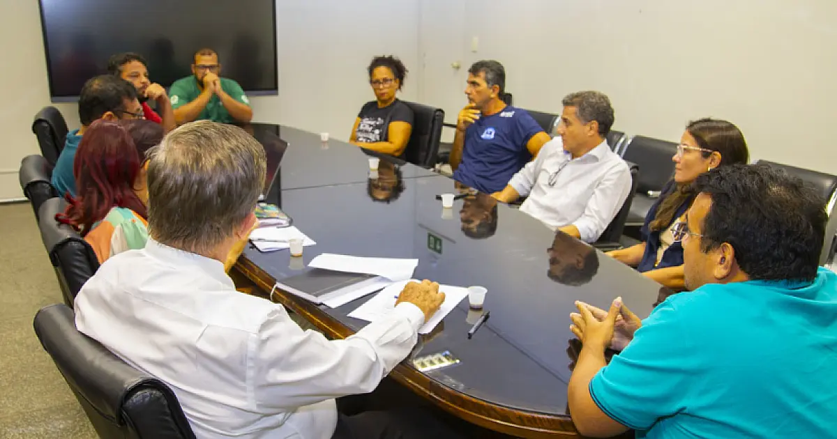 Município confirma reajuste à Educação e abre negociação para outras demandas da categoria