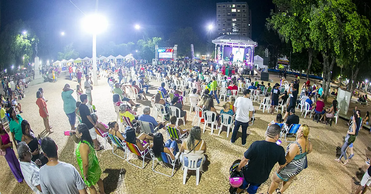 Seresta em homenagem ao Dia das Mães é adiada por causa do clima em Corumbá