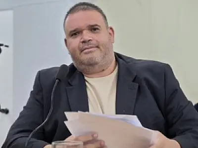 Jovan busca informações sobre políticas públicas para o esporte inclusivo