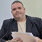 Jovan busca informações sobre políticas públicas para o esporte inclusivo