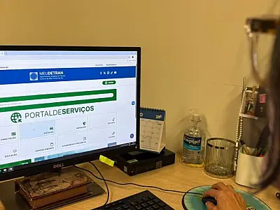 Prazo do licenciamento para placas 1, 2 e 3 acaba nesta terça em MS