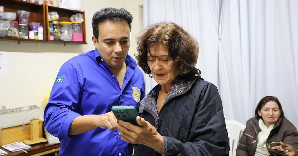 Polícia Científica de MS orienta idosos a reconhecer golpes digitais no Junho Prata