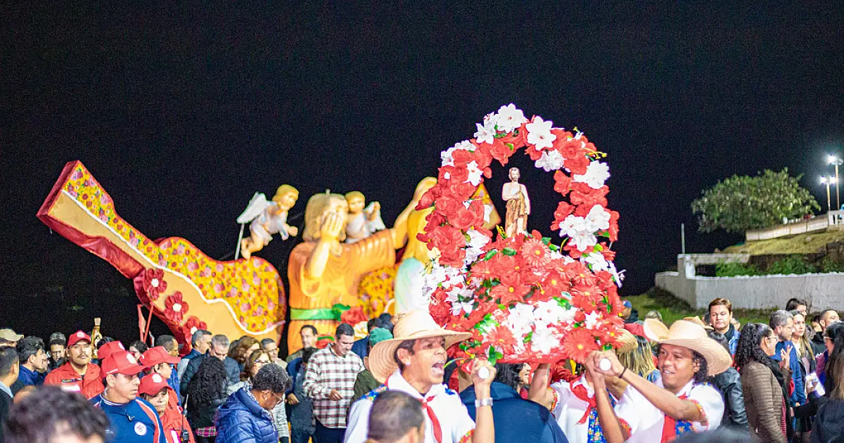 Arraial do Banho de São João atrai 76 mil pessoas e reforça tradição em Corumbá