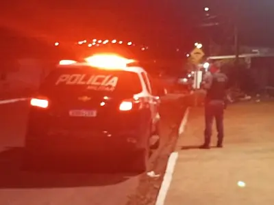 PM interrompe violência doméstica e prende foragido em Ladário