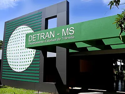 Excesso de velocidade concentra quase metade de 18 mil infrações no MS