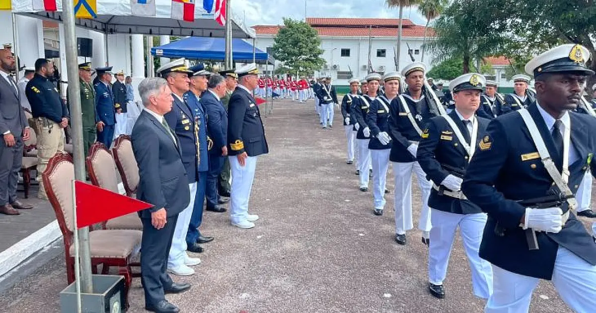 Sejusp e Marinha reforçam integração em solenidade no 6º Distrito Naval