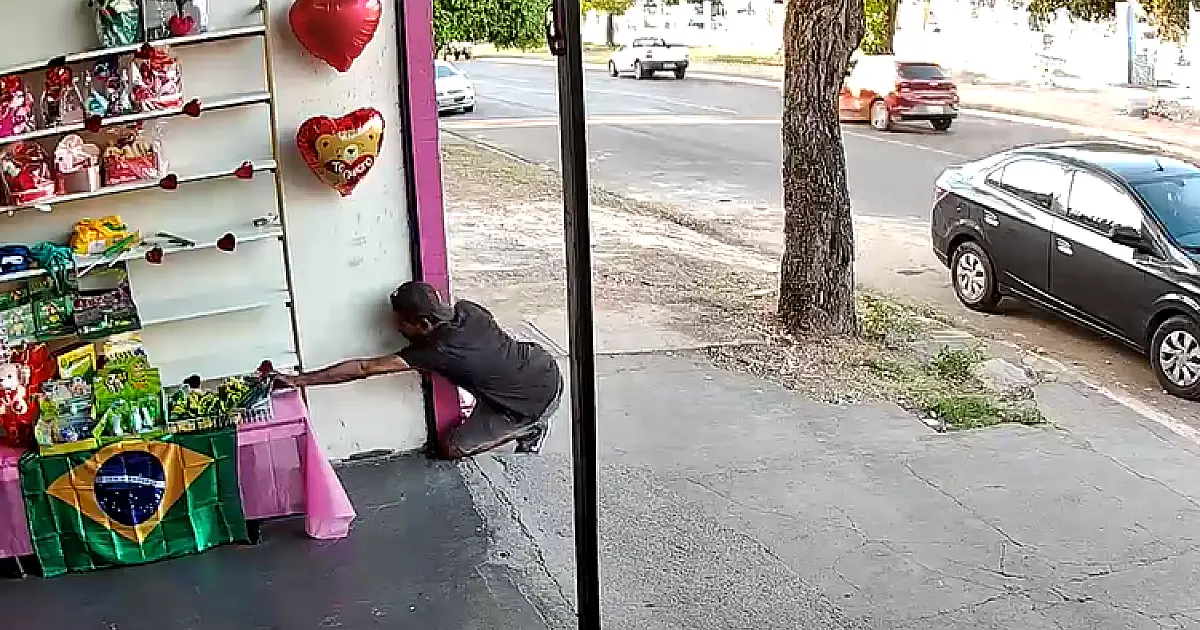PM age rápido e prende homem a 300 metros de loja furtada em Corumbá