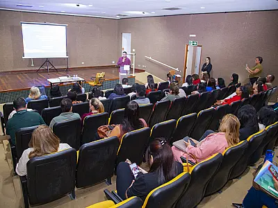 Corumbá e Ladário começam plano que vai definir metas da educação até 2036