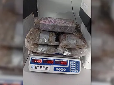 Passageira que seguia para Capital é flagrada com mais de 3 quilos de drogas