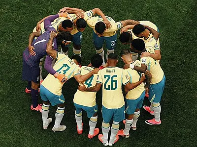 "Voltaremos mais fortes", promete CBF em publicação após eliminação do Brasil na Copa