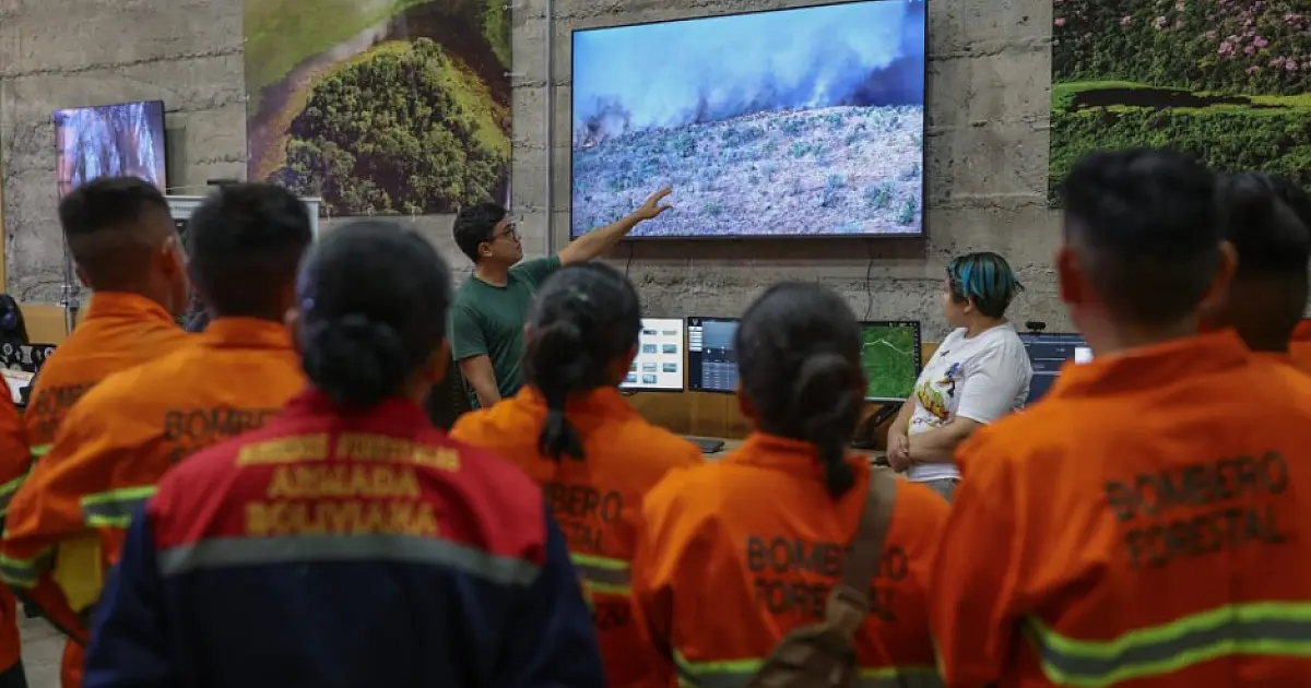 IHP e Armada Boliviana fecham cerco contra incêndios na fronteira do Pantanal
