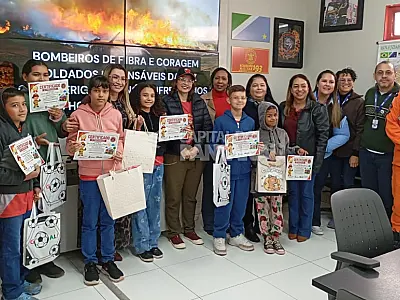 Estudantes são premiados em concurso de desenho pelo Dia do Bombeiro Militar