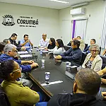 Prefeito sanciona lei que regulamenta recesso para técnicos da Educação