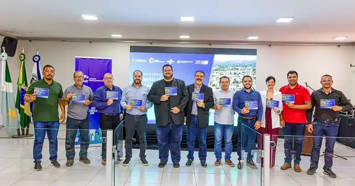 Representantes de diversas instituições comparecem à cerimônia