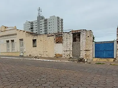 Prefeitura analisa decisão judicial sobre limpeza de prédios históricos
