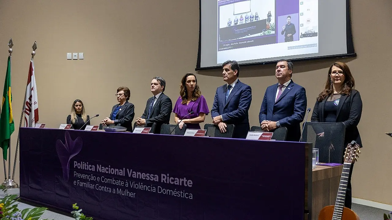 MPT lança política nacional para garantir emprego a vítimas de violência doméstica