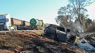 Ultrapassagem proibida provoca grave acidente com explosão e deixa quatro mortos na BR-163