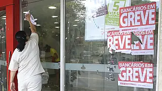 Bancários fazem paralisação nacional de 24 horas nesta quinta-feira