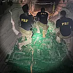 PRF apreende quase 3,5 toneladas de drogas ocultas em caminhões na BR-262