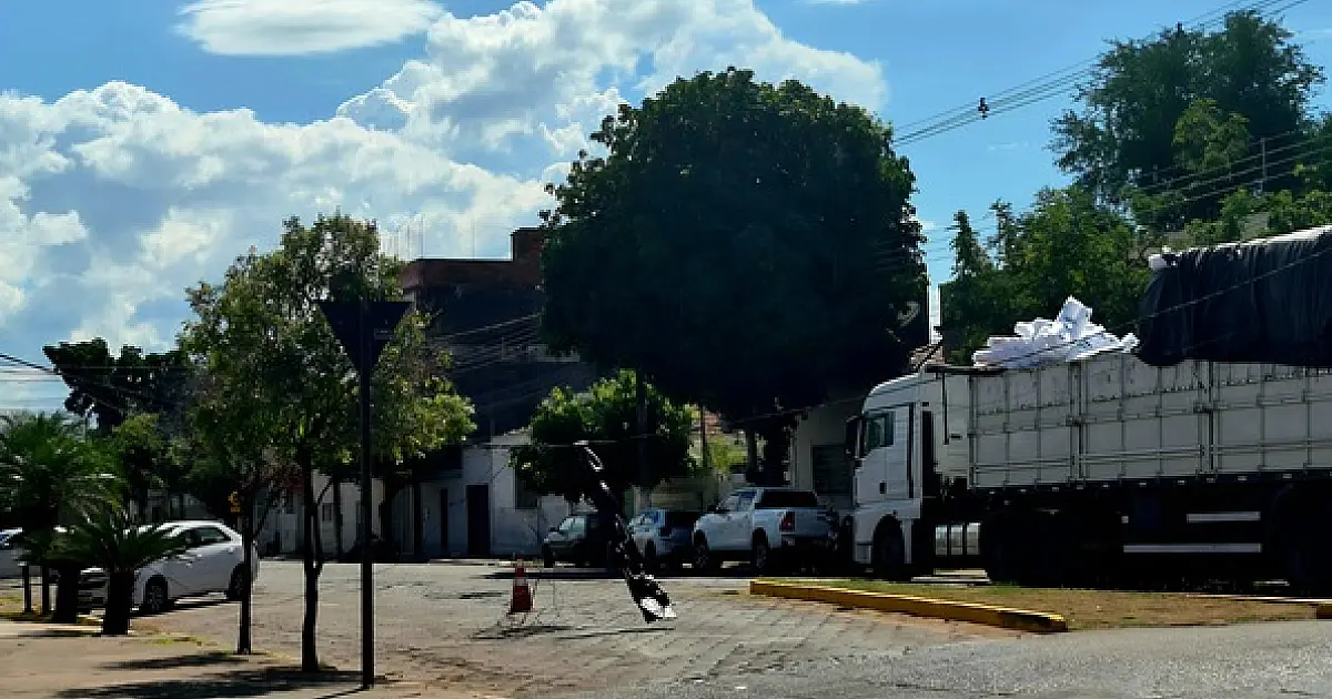 Vereador cobra cumprimento da legislação de tráfego de caminhões em Corumbá