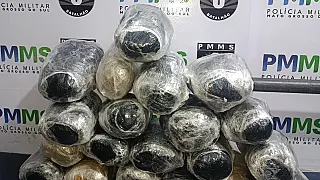 Duas bolivianas são presas com 21kg de skunk na rodoviária