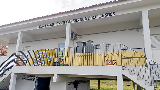 Contrapartida social entrega escola totalmente reformada em Porto Esperança