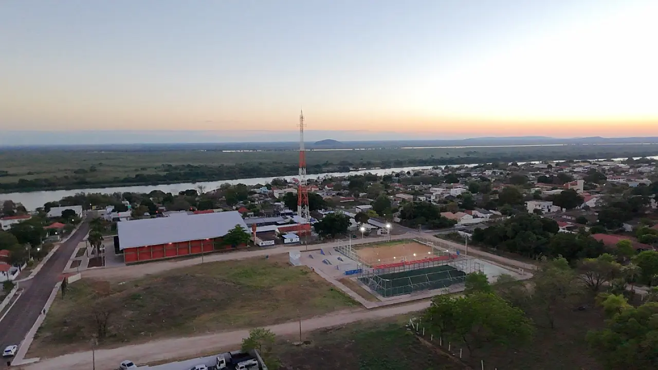 Pérola do Pantanal celebra 248 anos com desfile, show nacional e Festa do Peixe